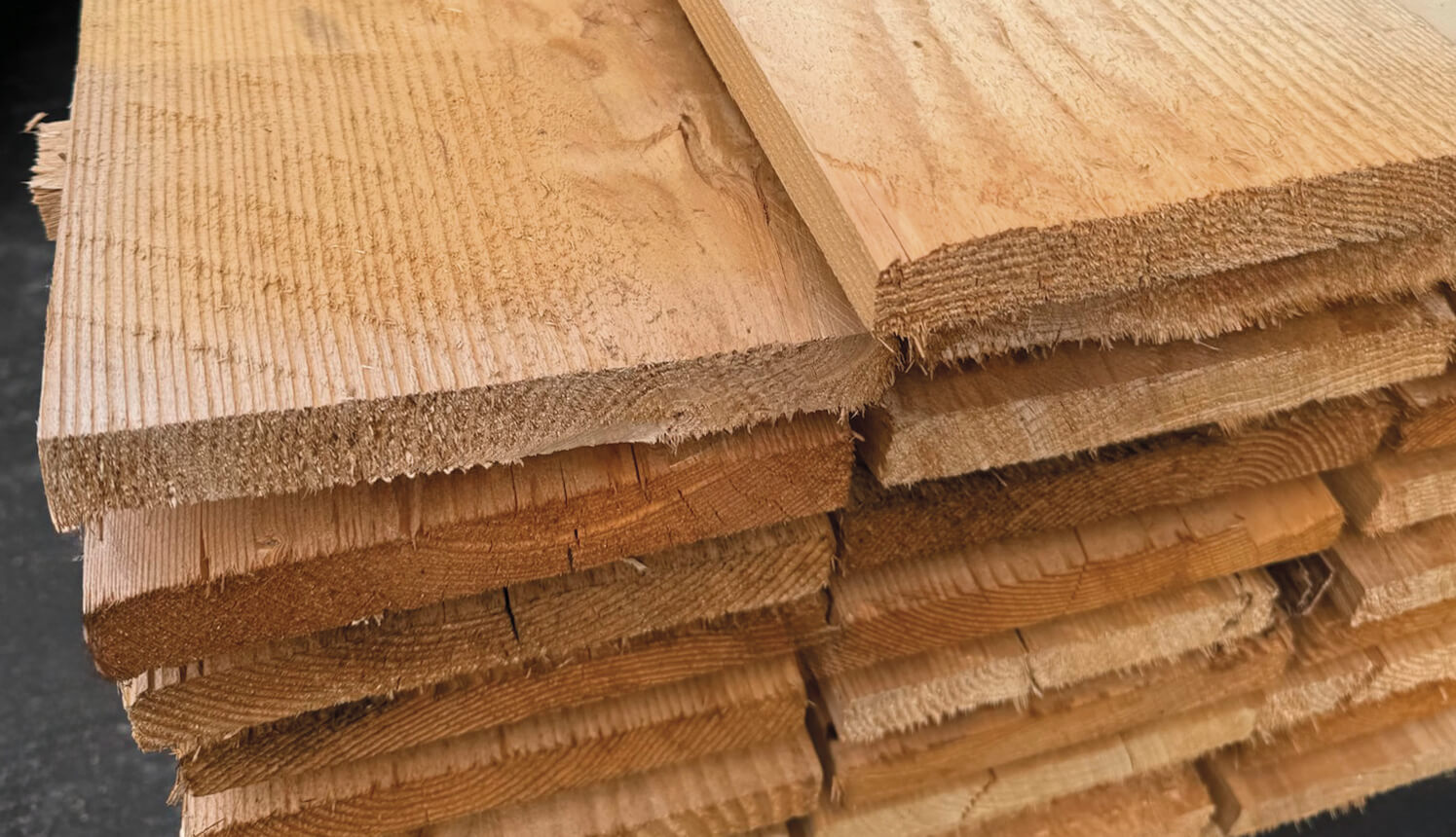 Planche avivés en sapin et épicéa